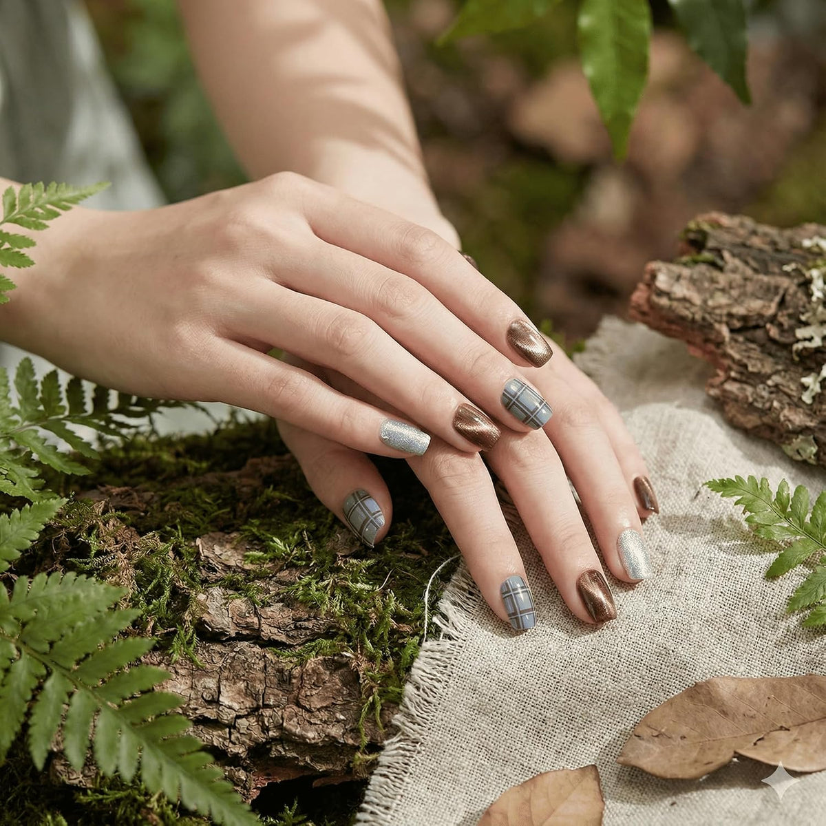 Plaid Press-On Nails - Brown & Silver Glitter